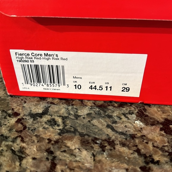 Puma force Core Men’s sneakers NWT 11 - Picture 8 of 9